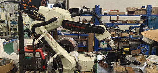 集裝箱行業中應用視覺做的智能自動化焊接解決方案