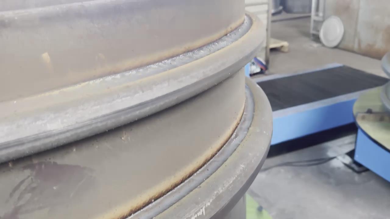 創想智控激光焊縫跟蹤傳感器在海底抽淤管道全自動焊接的應用