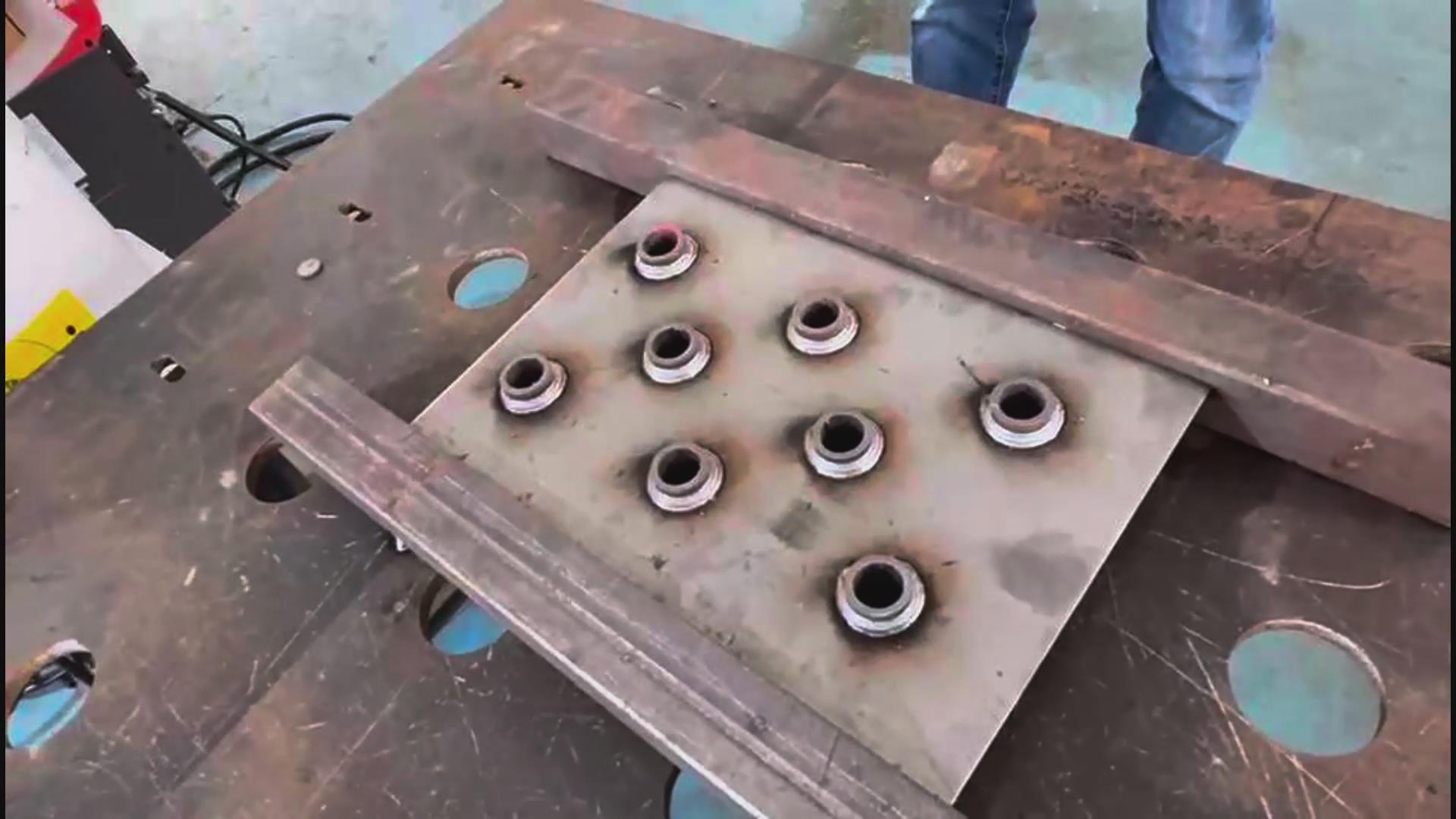 創想智控焊縫激光跟蹤系統在管板免示教焊接的應用